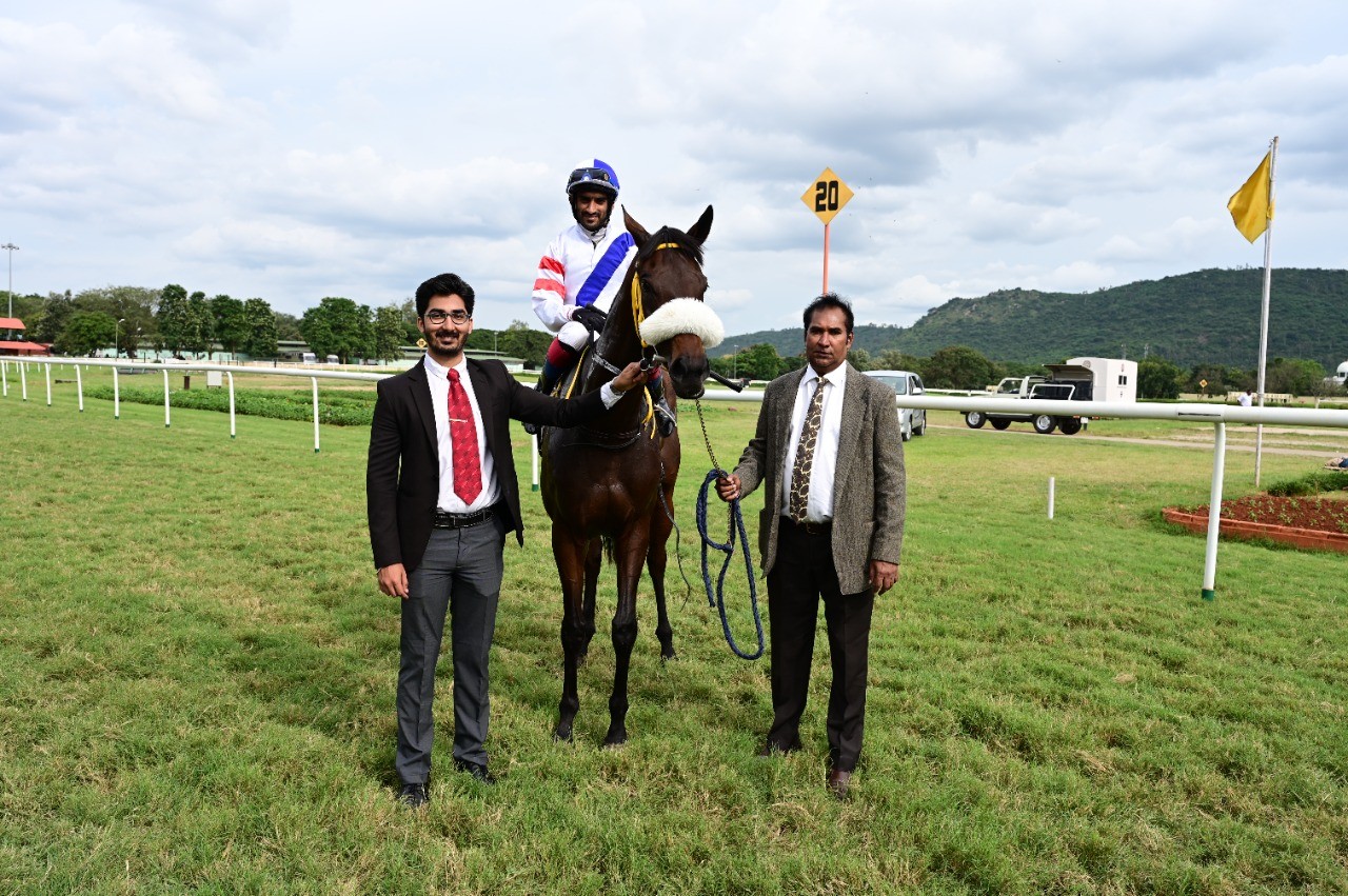 [65] The Hotel R R R Trophy Rt 2045 29 September 2022 Telegraph